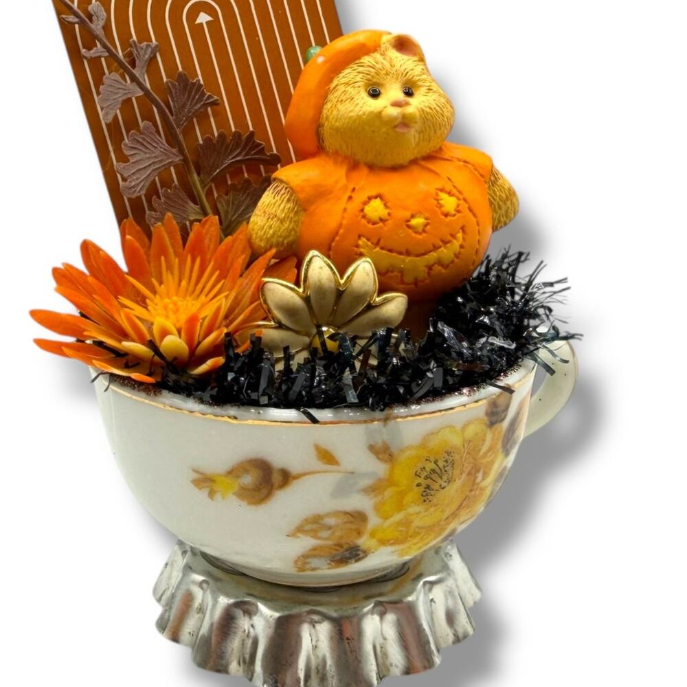Vintage Halloween Teacup Assemblage Hallmark Merry Miniature Pumpkin Cat